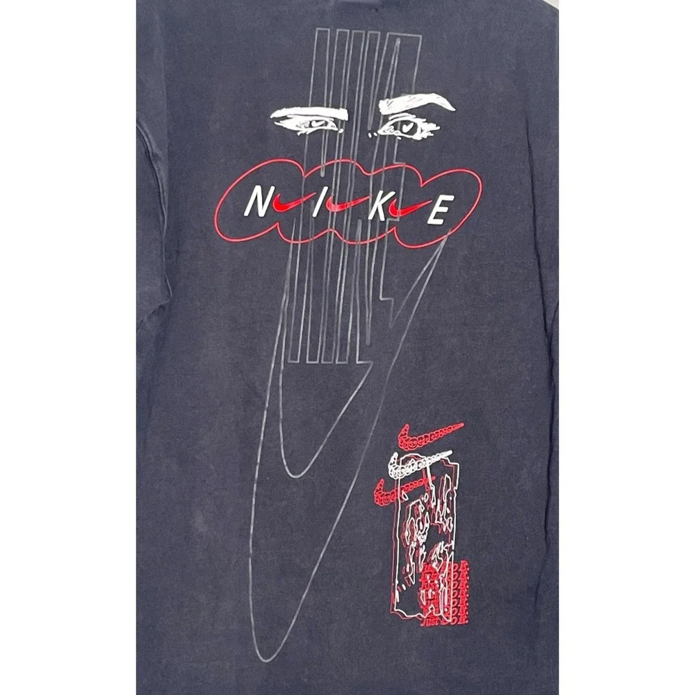 Nike Sportswear T-Shirt Men's Small Black Wash Drip Tee GDI Graphic Print‎